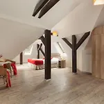 Stary Mlyn Strzeszyn بيت ريفي