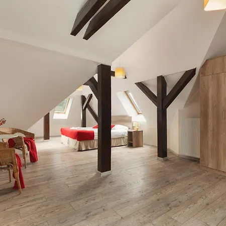 Stary Mlyn Strzeszyn Estalagem