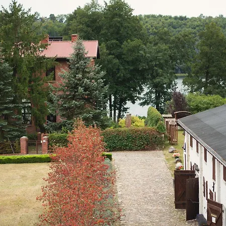 Stary Mlyn Strzeszyn Penzion Lubowo (Szczecinek)