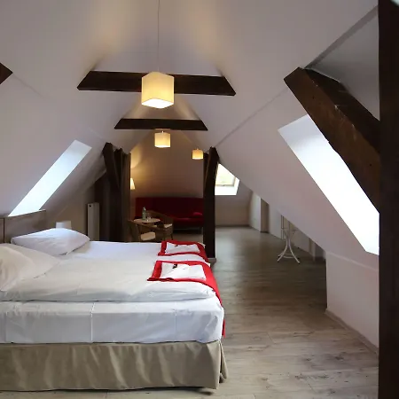 Estalagem Stary Mlyn Strzeszyn Lubowo (Szczecinek)