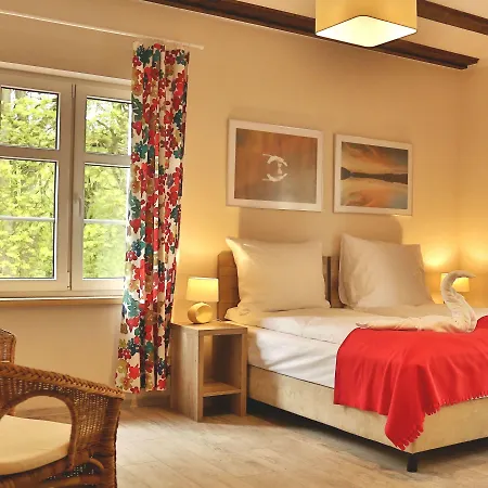 Stary Mlyn Strzeszyn Estalagem 3*