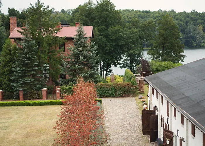 Stary Mlyn Strzeszyn Penzion Lubowo (Szczecinek)